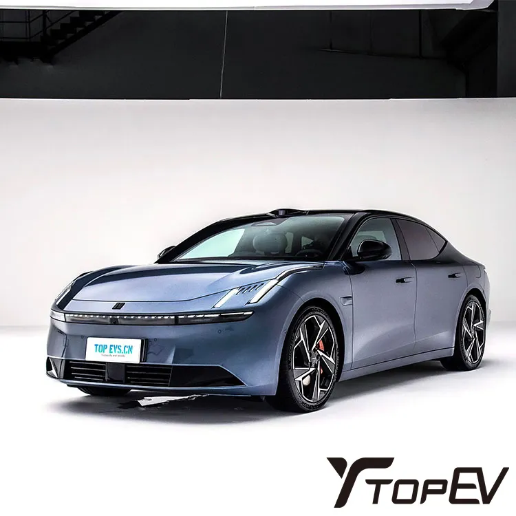 Lynk & Co Z10 RWD elektrik Sedan